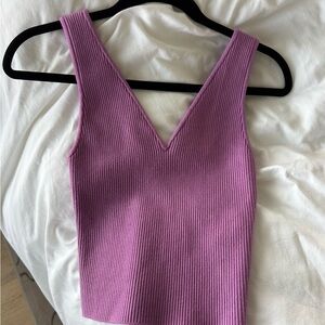 NWOT Abercrombie Purple Ribbed V-Neck Women's Top
